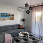 Lucia شقة *