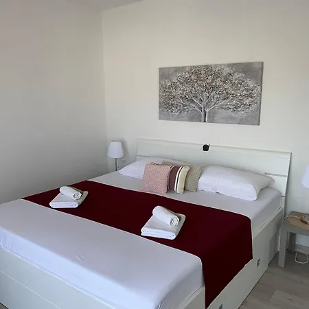 Lucia Apartment